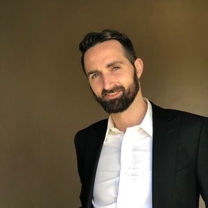 Meet your Posher, Max